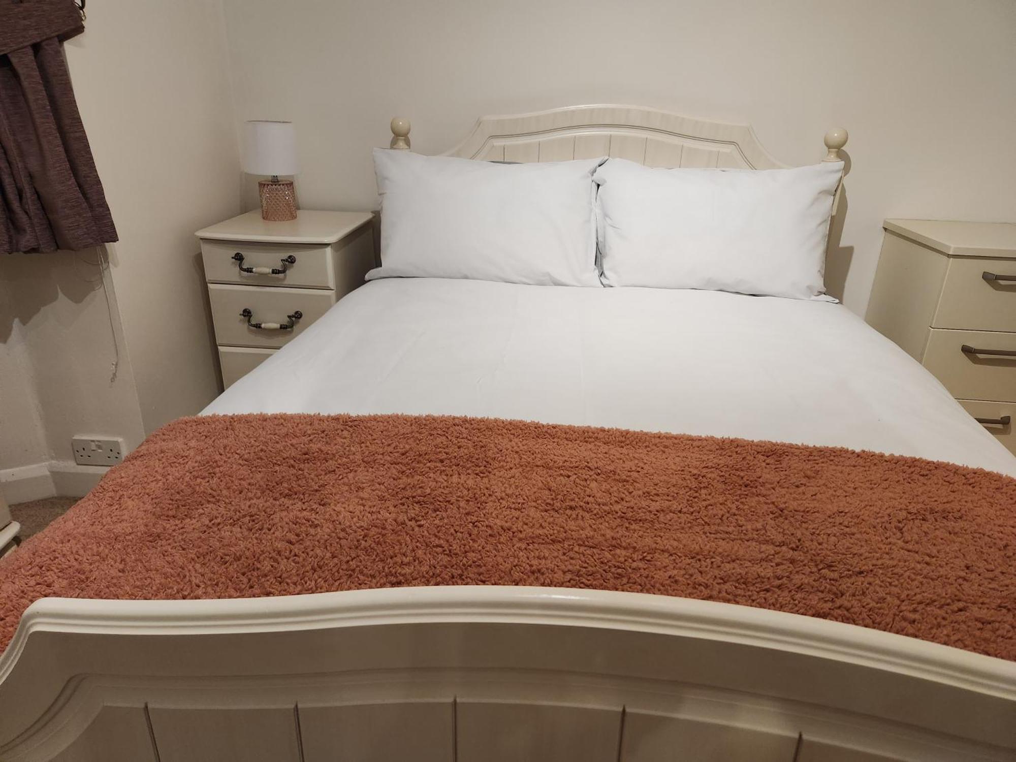 Elmdon House With 4 Spacious Bedrooms To Choose Birmingham Exteriér fotografie