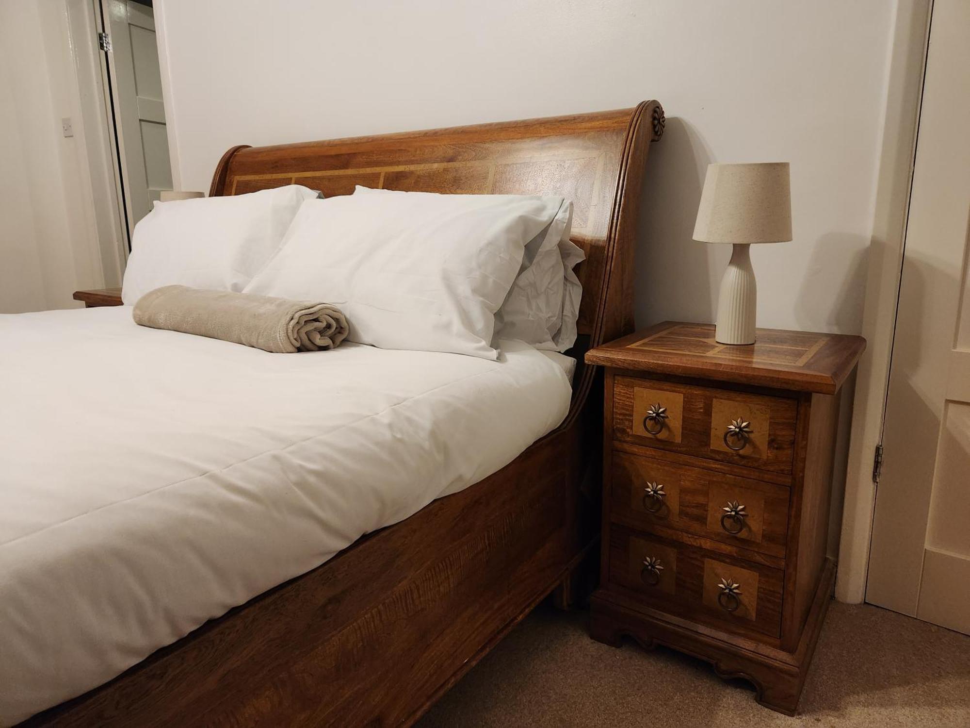 Elmdon House With 4 Spacious Bedrooms To Choose Birmingham Exteriér fotografie